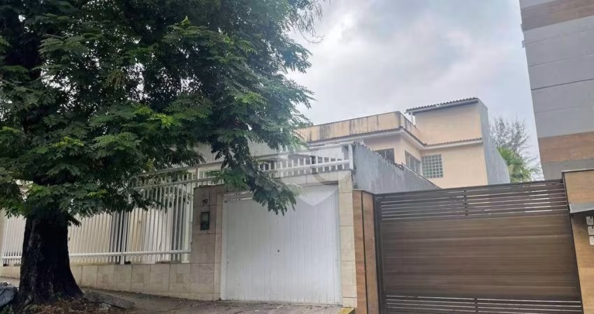 Casa com 6 dormitórios à venda, 742 m² por R$ 1.600.000,00 - Tanque - Rio de Janeiro/RJ