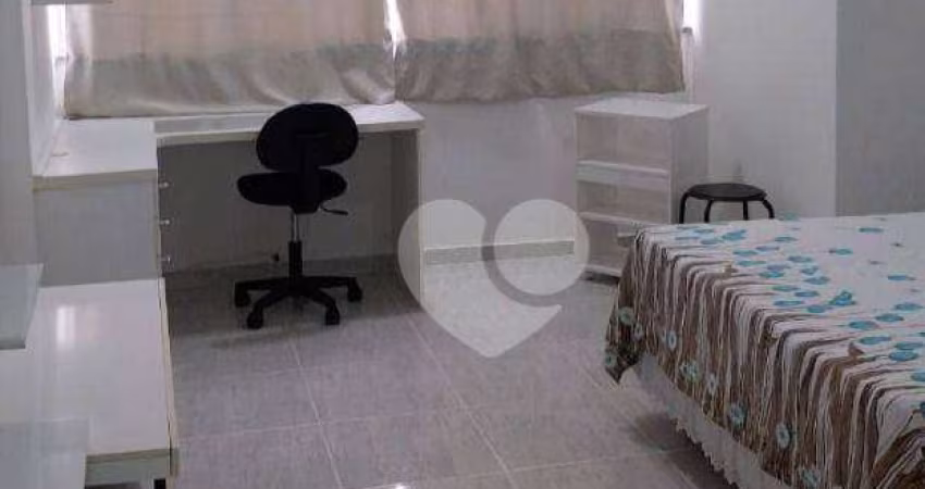 Bairro de Fátima vende 1 quarto, 1 banheiro, no valor R$260.000,00/ Rio de Janeiro