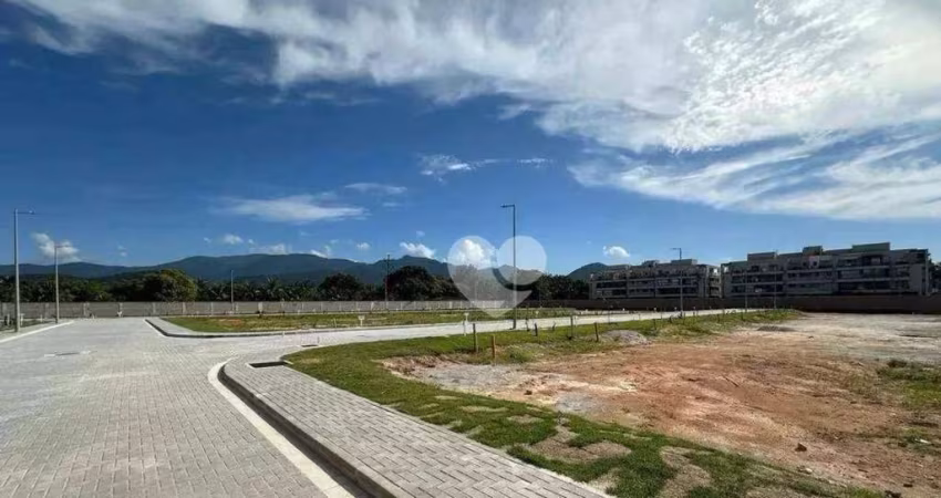 Terreno à venda, 180 m² por R$ 650.000,00 - Recreio dos Bandeirantes - Rio de Janeiro/RJ
