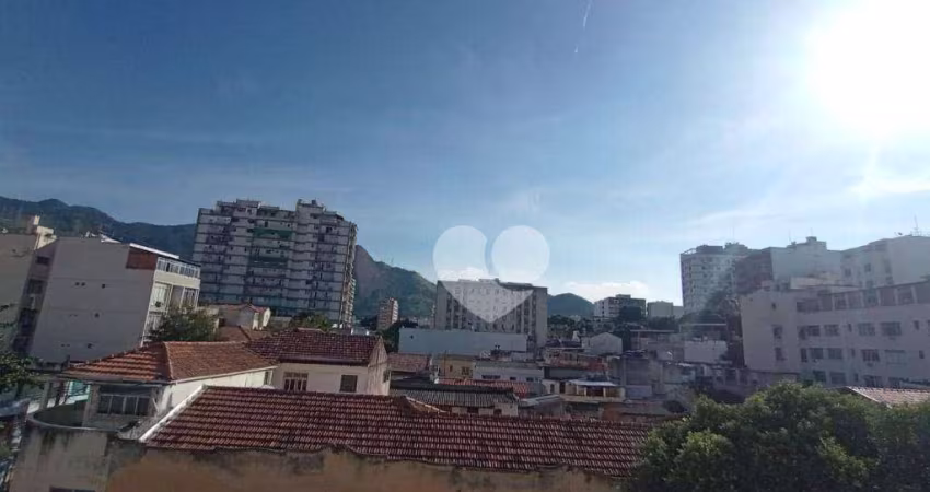 Apartamento com 2 quartos  à venda, 76 m² por R$ 270.000 - Vila Isabel - Rio de Janeiro/RJ