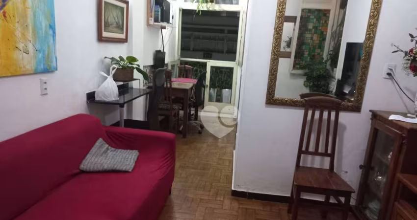 Apartamento com 1 dormitório à venda, 47 m² por R$ 630.000,00 - Copacabana - Rio de Janeiro/RJ
