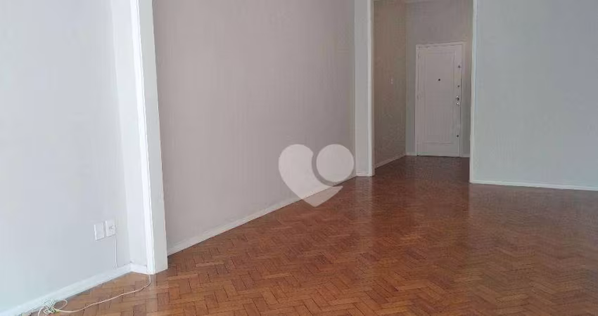 Apartamento com 3 quartos à venda, 102 m² por R$ 400.000