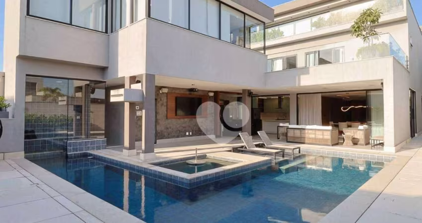 Casa Alto Padrão, 5 suítes à venda, 596 m² por R$ 11.000.000 - Barra da Tijuca - Rio de Janeiro/RJ