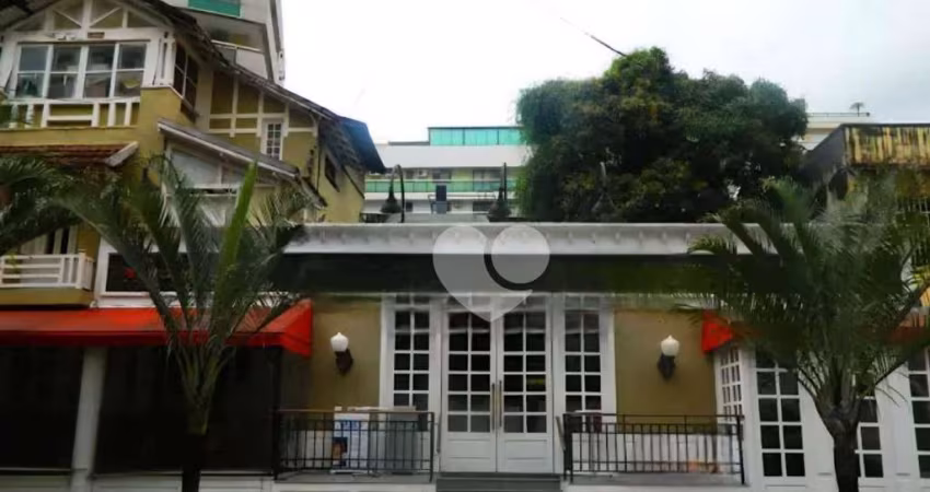 Casa à venda, 221 m² por R$ 5.000.000,00 - Lagoa - Rio de Janeiro/RJ