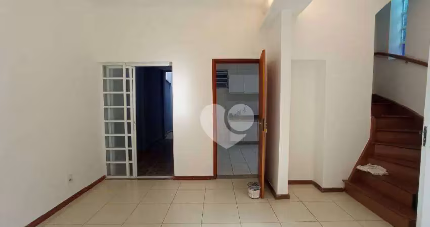 Casa com 4 quartos à venda, 1210 m² por r$ 1.085.000