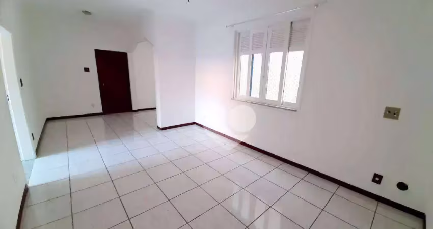 Apartamento 03 quartos a venda no grajaú, 03 banheiros, 01 suite, 01 closet, sala 02 ambientes, cozinha, área de serviço, 01 vaga.