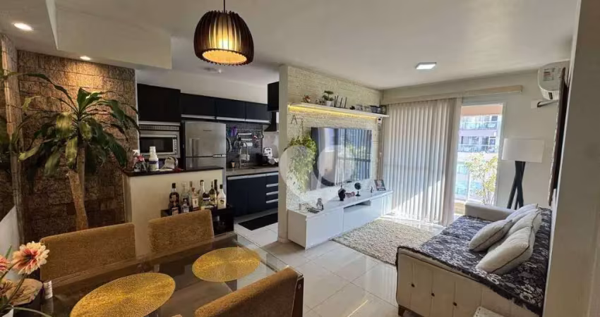 Condomínio luar do pontal - apartamento reformado com vista para dentro do condomínio. total infraestrutura. próximo a praia.