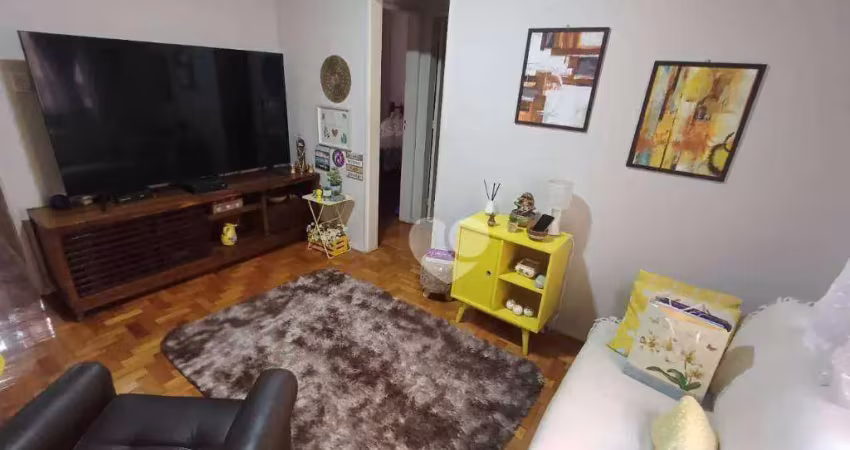 Apartamento 02 quartos a venda na tijuca, aceita pet, área de serviço, próximo ao metrô.