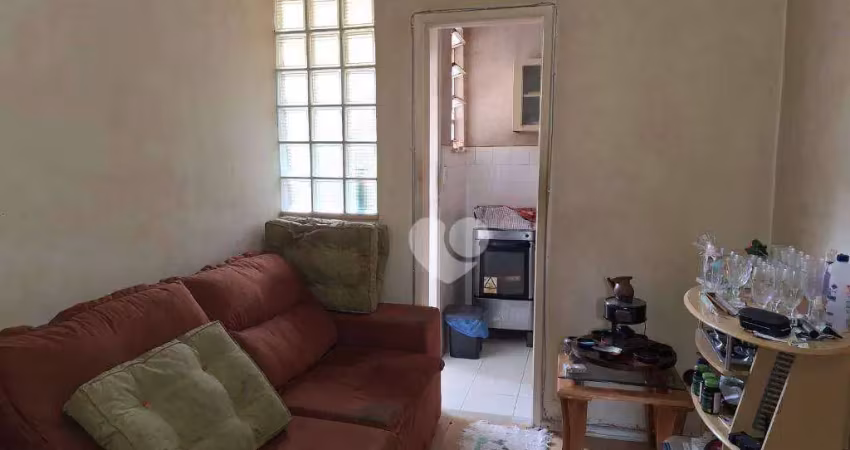 Vendo recanto  grajaú rua visconde de santa isabel parte nobre 2 quartos sem vaga.