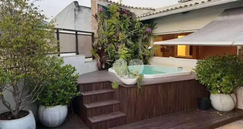 Incrível cobertura linear no jardim oceânico  224m², reformada com acabamento de altíssimo padrão