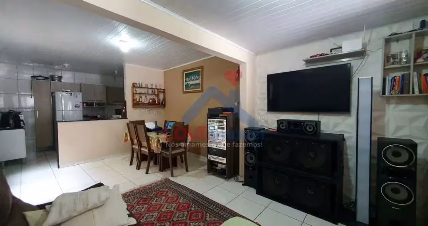 Casa à venda no bairro Fazendinha - Curitiba/PR