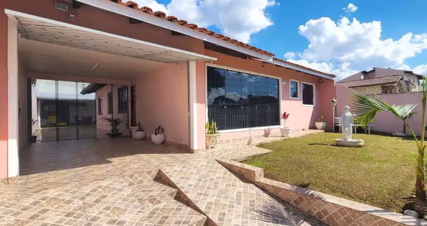 Casa com 3 quartos à venda na Rua Doutor Alfredo Vieira Barcelos, Uberaba, Curitiba