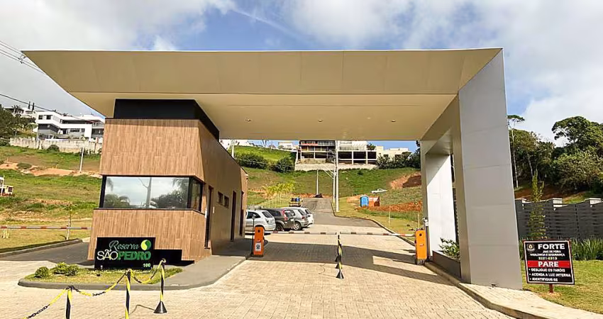 Lote no condomínio Reserva São Pedro