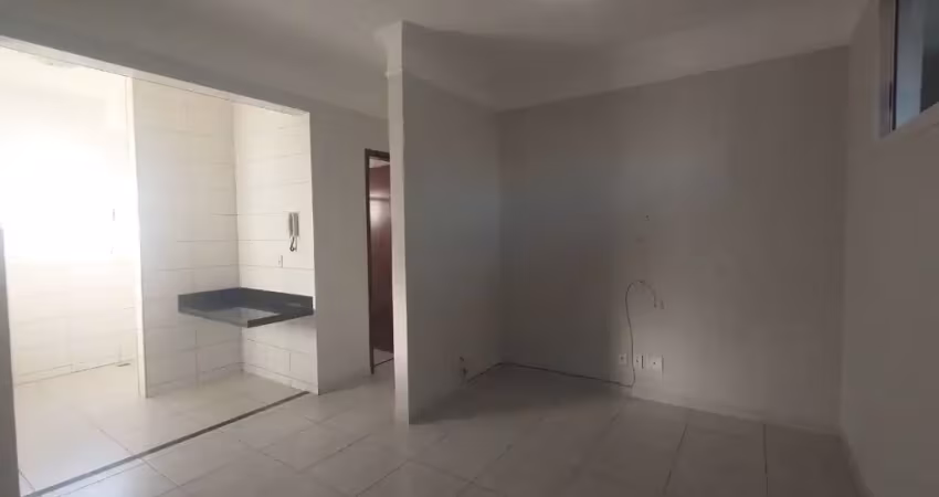 Apartamento 2/4 sacada, saraiva proximo a saga joao naves