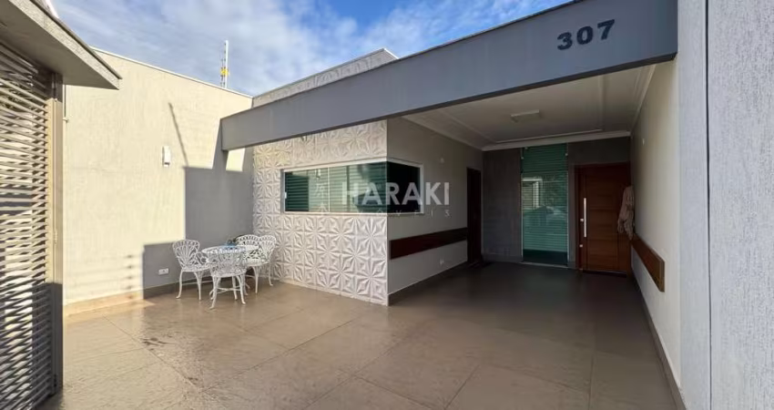 Casa para Venda em Maringá, Jardim Império do Sol, 3 dormitórios, 1 suíte, 2 banheiros, 2 vagas