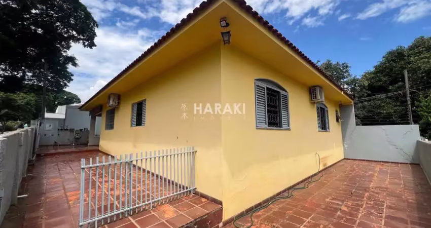 Casa para venda em maringá, zona 02, 4 dormitórios, 1 suíte, 2 banheiros, 4 vagas