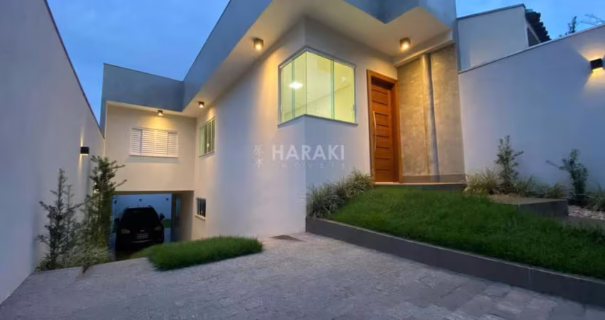 Casa para Venda em Maringá, Jardim Montreal, 3 dormitórios, 1 suíte, 3 banheiros, 4 vagas