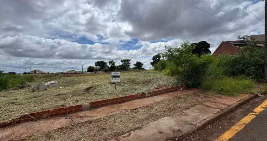 Terreno à venda na Rua Pioneiro José Zara, 578, Jardim Aurora, Maringá
