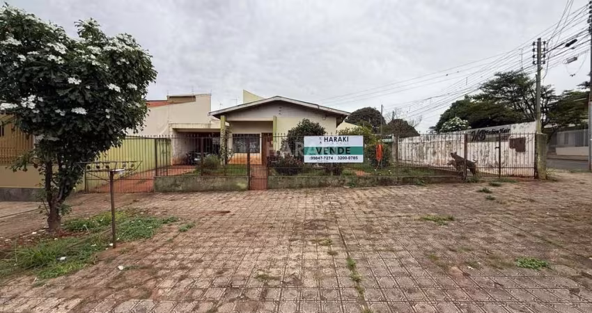 Terreno Comercial para Venda em Maringá, Zona 05