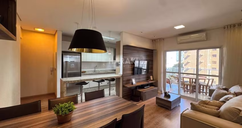 Apartamento para Venda em Maringá, Zona 07, 3 dormitórios, 1 suíte, 2 banheiros, 2 vagas