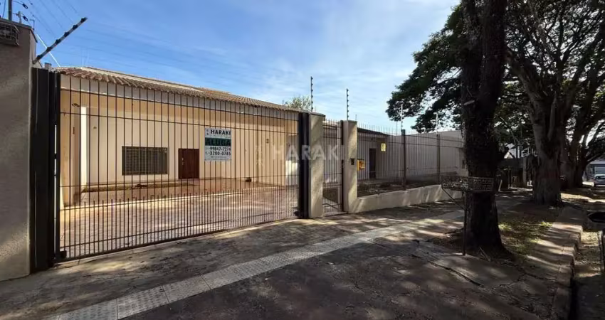 Casa para Locação em Maringá, Zona 05, 4 dormitórios, 3 suítes, 5 banheiros, 4 vagas