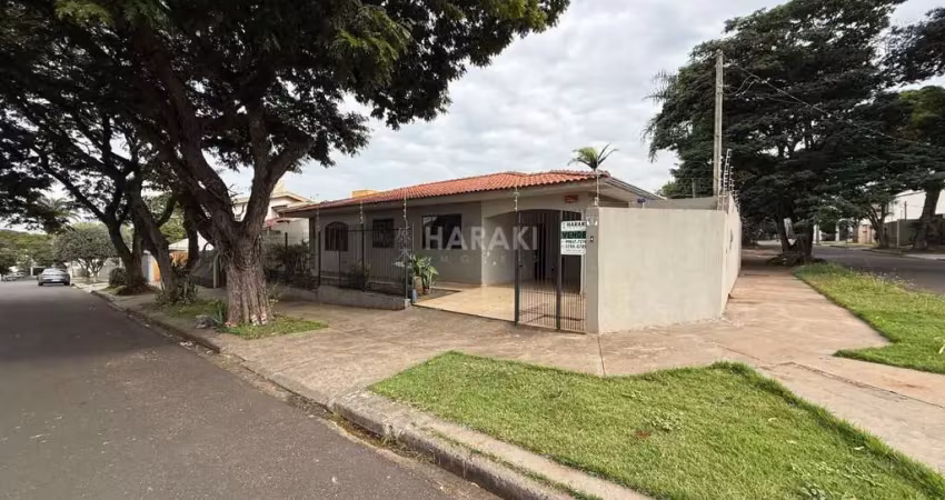 Casa para venda em maringá, zona 05, 4 dormitórios, 1 suíte, 2 banheiros, 3 vagas