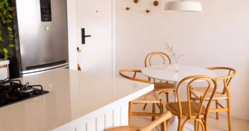 Apartamento à Venda - 2 Quartos, suite e varanda - Vilas do Atlântico, Lauro de Freitas