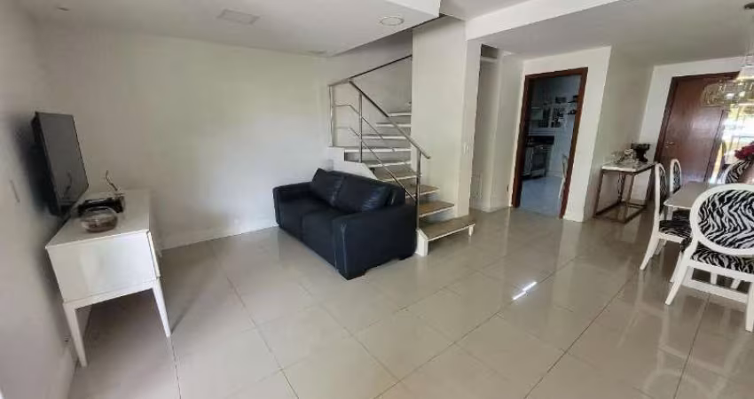 Casa para Aluguel - 4 Quartos, Suíte e Varanda - Vog Ville, Lauro de Freitas