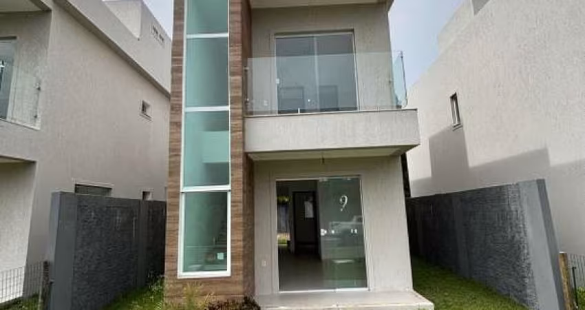 Casa à Venda ? 3 Quartos, Suíte e Varanda - Vila de Abrantes