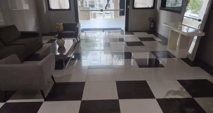 Belo imóvel! aptº c/03 dormts , sendo 01 suíte, 02 garagens demarcadas, planejados e ar condicionados, 50 metros do mar!
