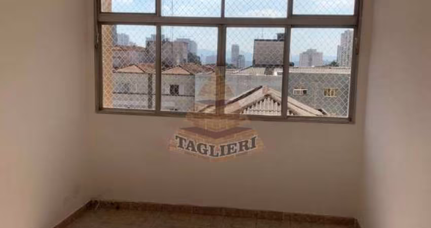 Apto com 68 mts Tatuapé. 2 dormitórios, c/ armários 02 wcs, 1 vaga
