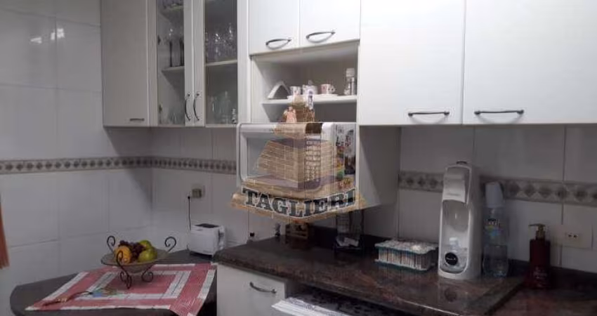 Sobrado 2 Dorm em rua tranquila Próximo ao metro Carrão