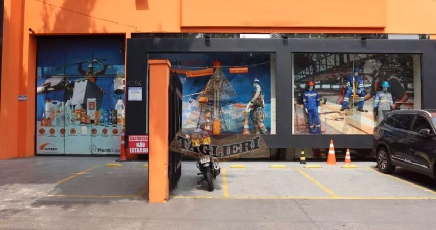 Prédio comercial em avenida com 2763m2 - elevador e elevador carga