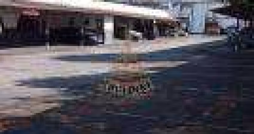 Vende-se ou aluga-se terreno excelente para estacionamento Mooca