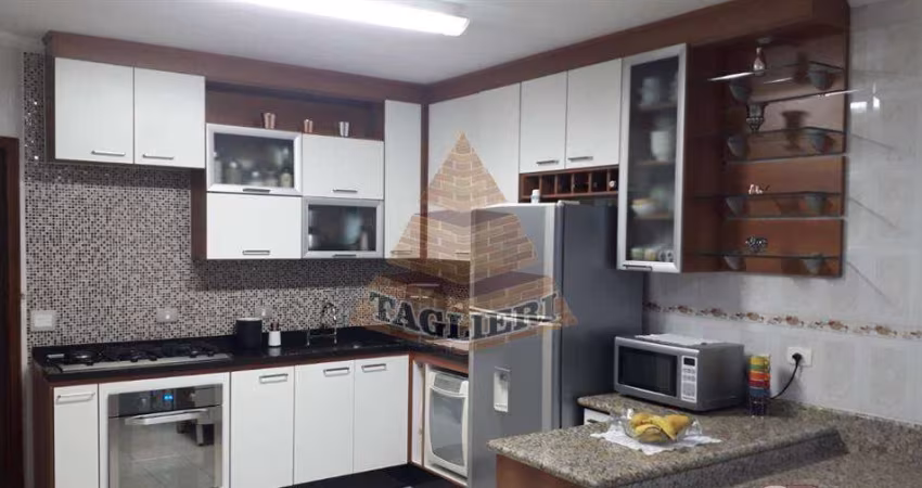 Sobrado 3 dormitórios,1suite,com armários, 125 metros, 2 vagas