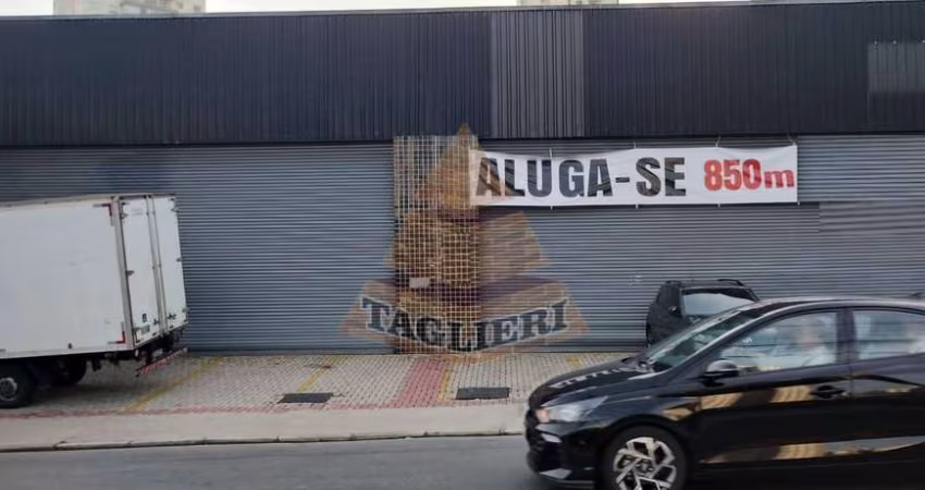 GALPÃO EM ÓTIMA LOCALIZAÇÃO