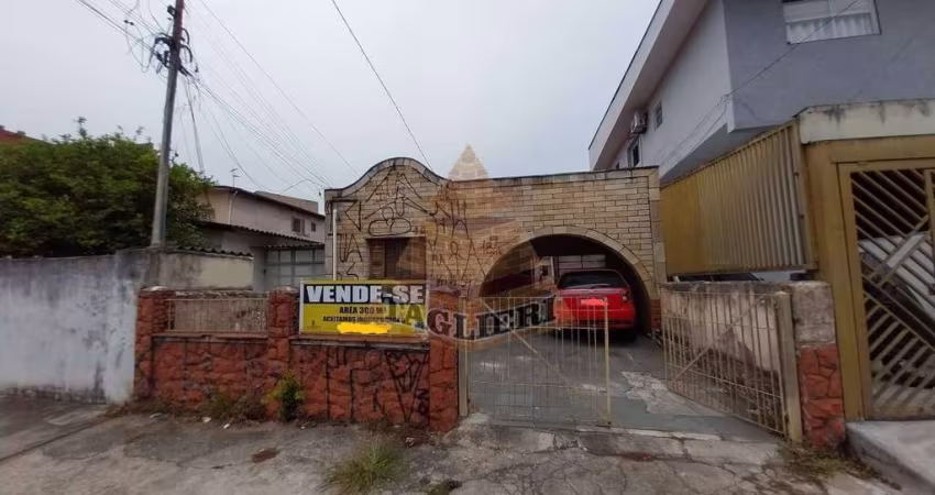 CASA TÉRREA ÓTIMA PARA INCORPORAÇÃO