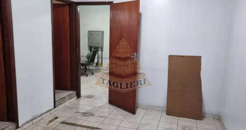 Aluga-se ou vende-se prédio comercial com 03 andares c/renda