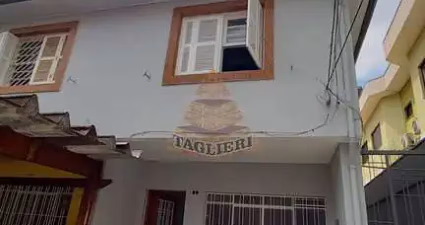 Aluga-se casa de vila no tatuapé com suíte fundos, impecável