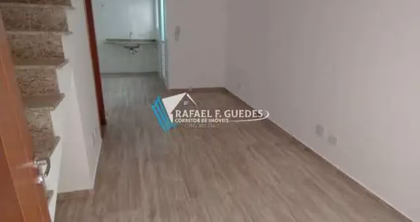 Sobrado em condomínio fechado – 2 suítes e 2 vagas – parada inglesa