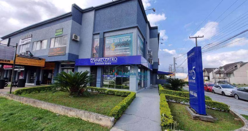 Sala comercial segura, ampla e ensolarada no coração do bairro Xaxim.