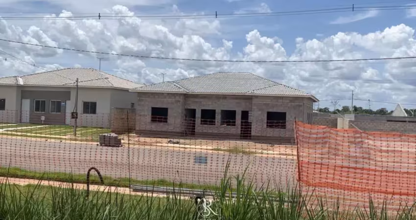 Casa à venda no bairro petrópolis em várzea grande/mt