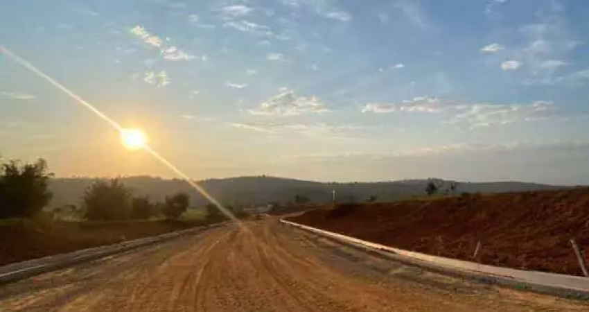 Terreno à venda no Vale dos Cristais, Taubaté 