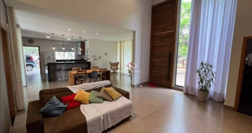Casa em condomínio fechado com 4 quartos à venda em Vargem do Lobo, Lagoa Santa 