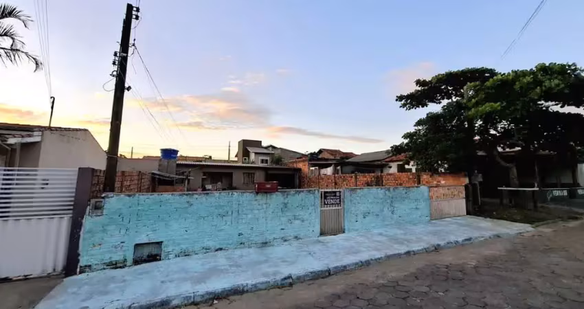 Casa com 2 quartos à venda na Cabeçuda, Laguna 