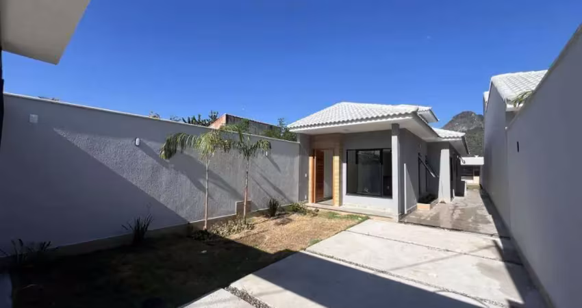Casa com 2 quartos à venda na Rua Nossa Senhora do Carmo, 2, Itaipuaçú, Maricá