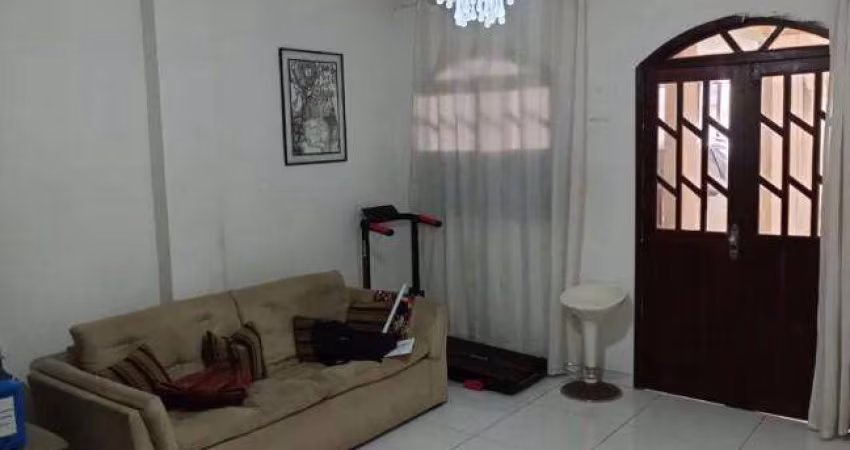 Casa com 3 quartos à venda no Jardim Elvira, Osasco 
