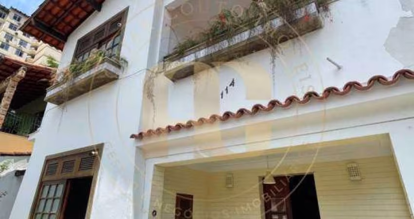Casa com 5 quartos à venda na Travessa Renato Pacheco Marques, 14, Fonseca, Niterói