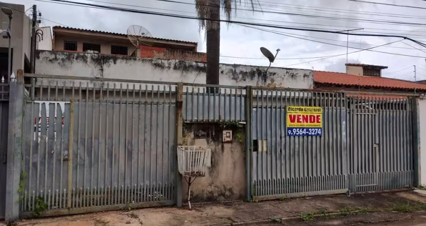 Casa com 3 quartos à venda na QE 24, Guará II, Brasília