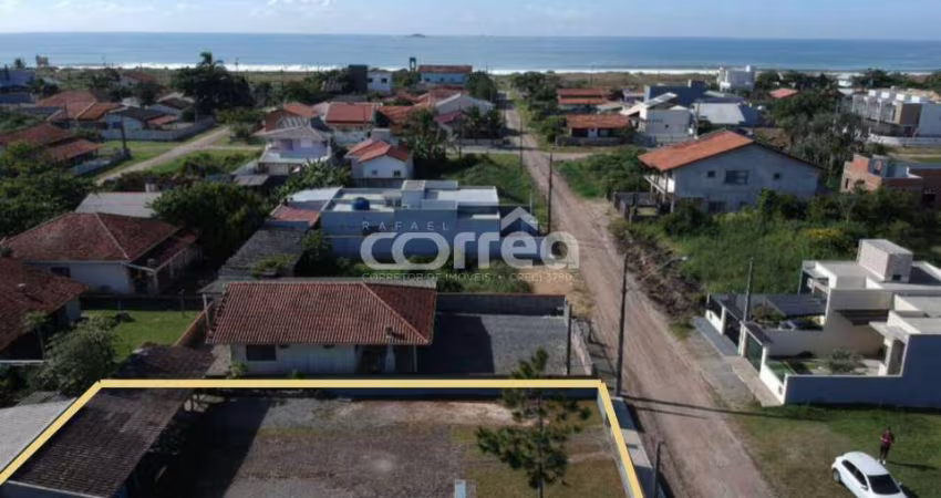 Casa à venda na Rua Itaiopolis, Salinas, Balneário Barra do Sul